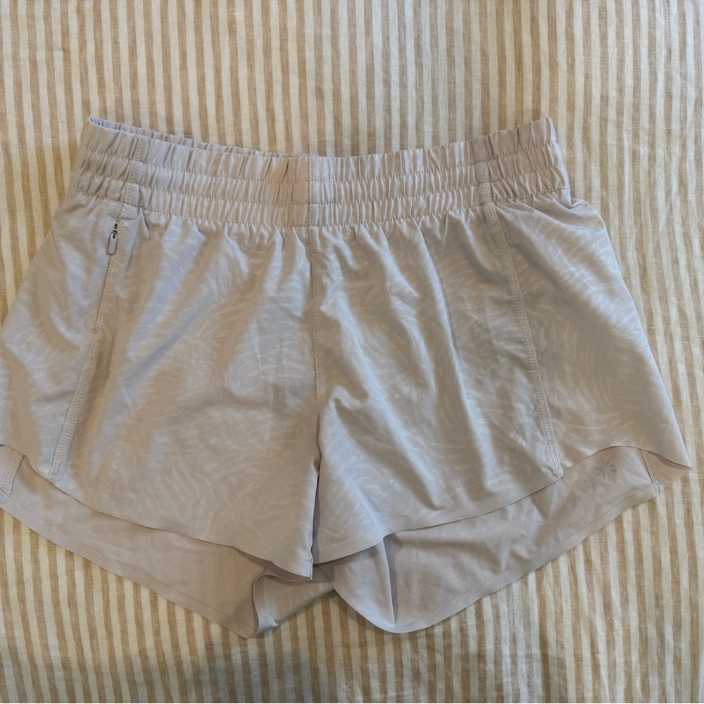 Athleta Cream Hustle Shorts